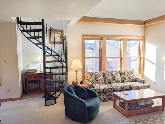 Cozy In-Town Condo | Pool | Hot Tub | Sauna