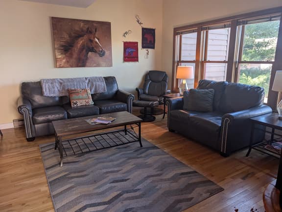La Plata Views | In-Town | Pool | Hot Tub