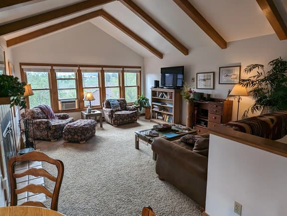 Durango Treehouse | Mountain Views | Hot Tub